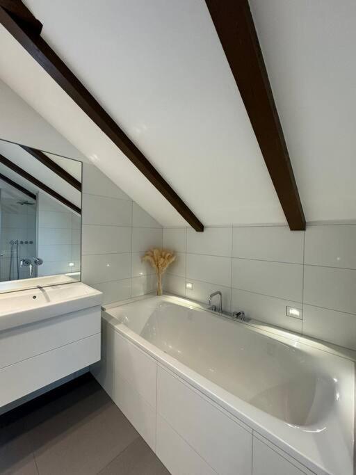 Juwel Am Stadtrand Von Wien Korneuburg Ngoại thất bức ảnh